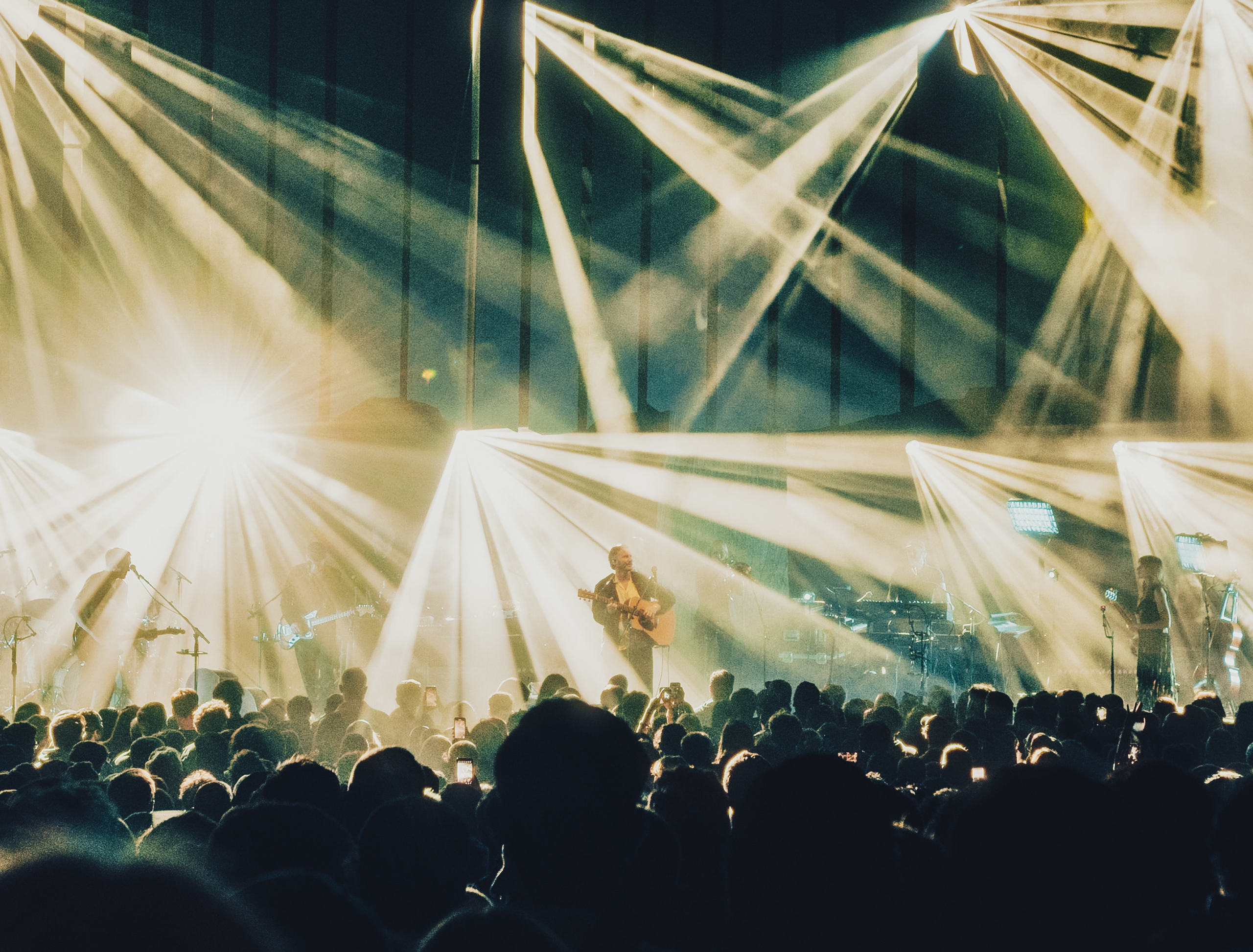 , Notes from the Edge of Memory: Ben Howard’s Retrospective Tour, Liminul Magazine