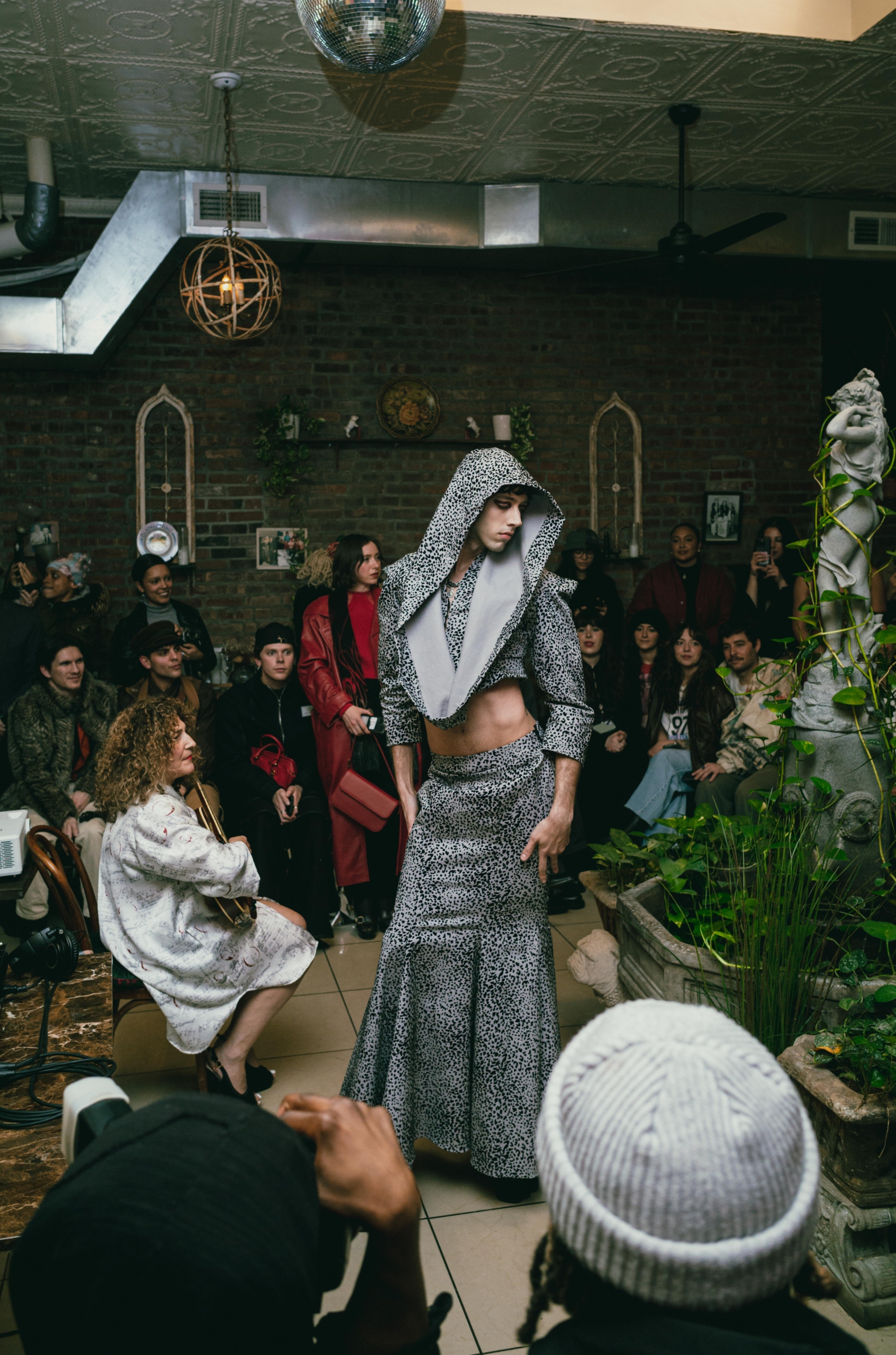 valente, Viva Per Sempre: Valente’s NYFW Ode to Family, Liminul Magazine